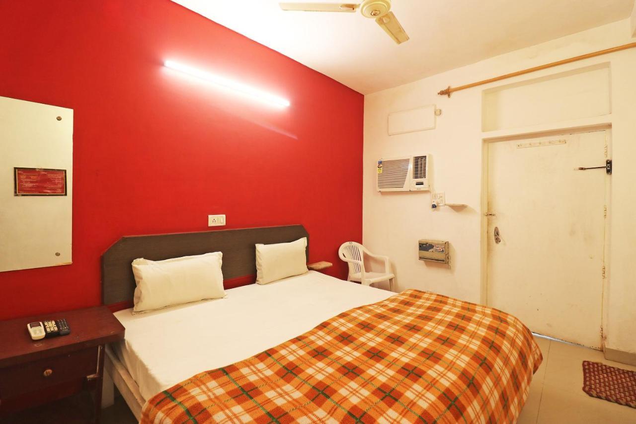 Spot On 48690 Hotel Host Agra (Uttar Pradesh) Exterior foto