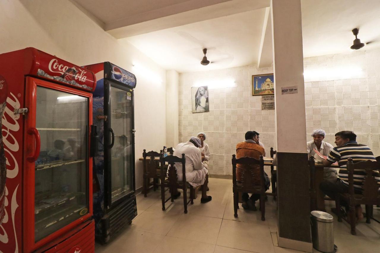 Spot On 48690 Hotel Host Agra (Uttar Pradesh) Exterior foto